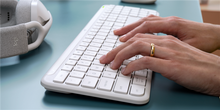 logitech-signature-slim-kabellose-k950-tastatur-weiss-6